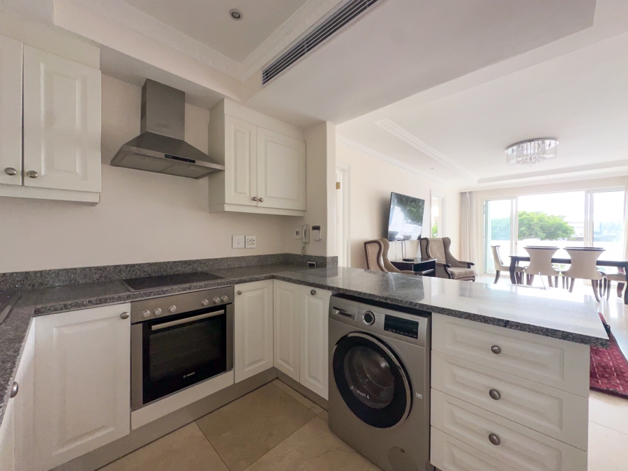 2 Bedroom Property for Sale in Sea Point Western Cape